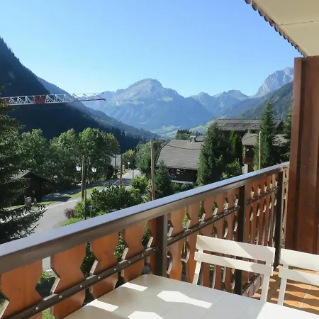 Appartement Cosy Pour 4 Personnes Avec Balcon Et Parking - Fr-1-198-152