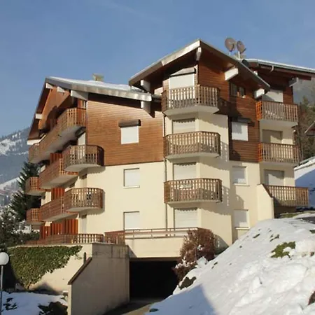 Cosy Pour 4 Personnes Avec Balcon Et Parking - Fr-1-198-152 Appartement *