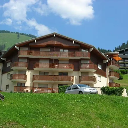 Cosy Pour 4 Personnes Avec Balcon Et Parking - Fr-1-198-152 Appartement