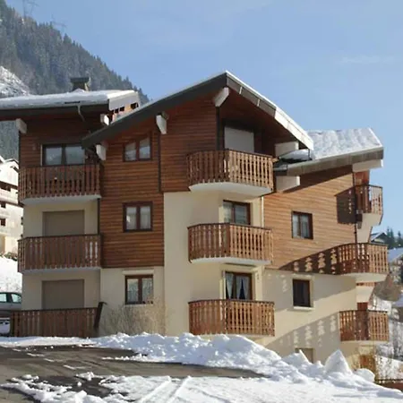 Appartement Cosy Pour 4 Personnes Avec Balcon Et Parking - Fr-1-198-152 *